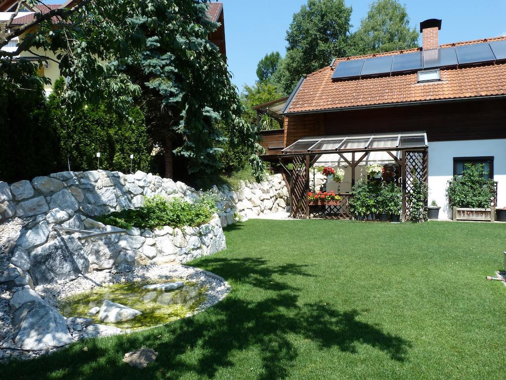 Апартаменты Ferienhaus Bluemel Inkl. Freier Strandbadeintritt Фельден-ам-Вёртер-Зе Экстерьер фото