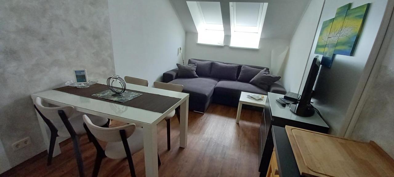 Апартаменты Ferienhaus Bluemel Inkl. Freier Strandbadeintritt Фельден-ам-Вёртер-Зе Экстерьер фото