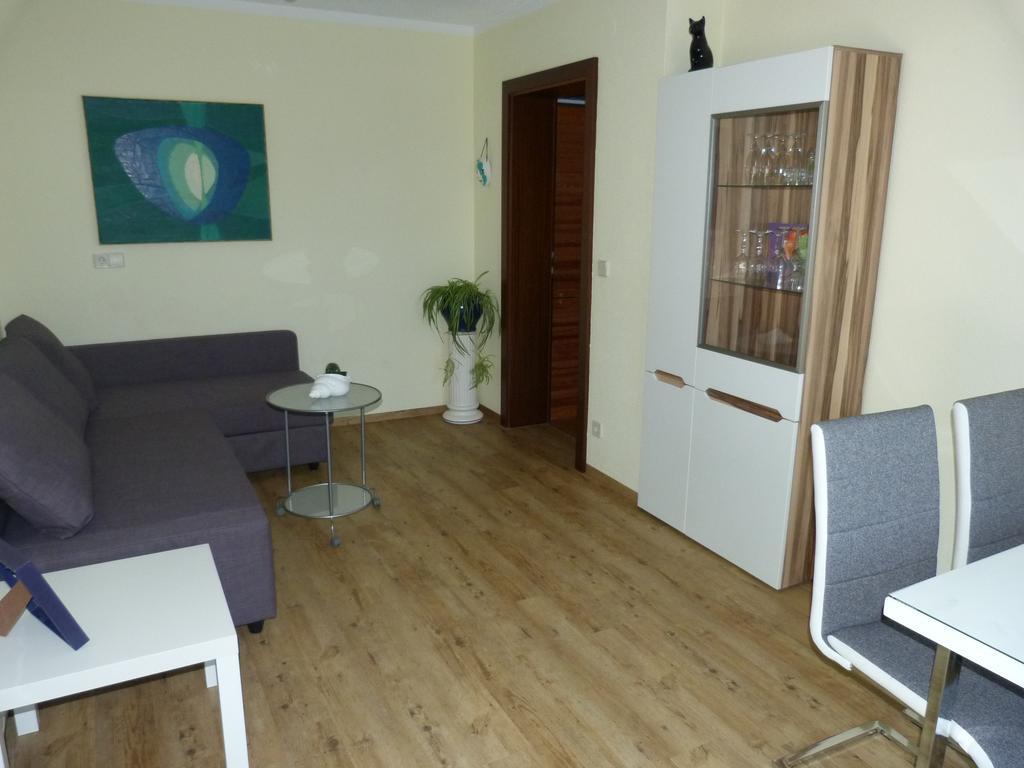 Апартаменты Ferienhaus Bluemel Inkl. Freier Strandbadeintritt Фельден-ам-Вёртер-Зе Экстерьер фото